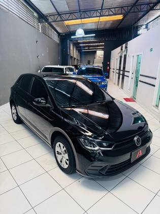 VOLKSWAGEN POLO 1.0 MPI MANUAL VOLKSWAGEN POLO 1.0 MPI MANUAL